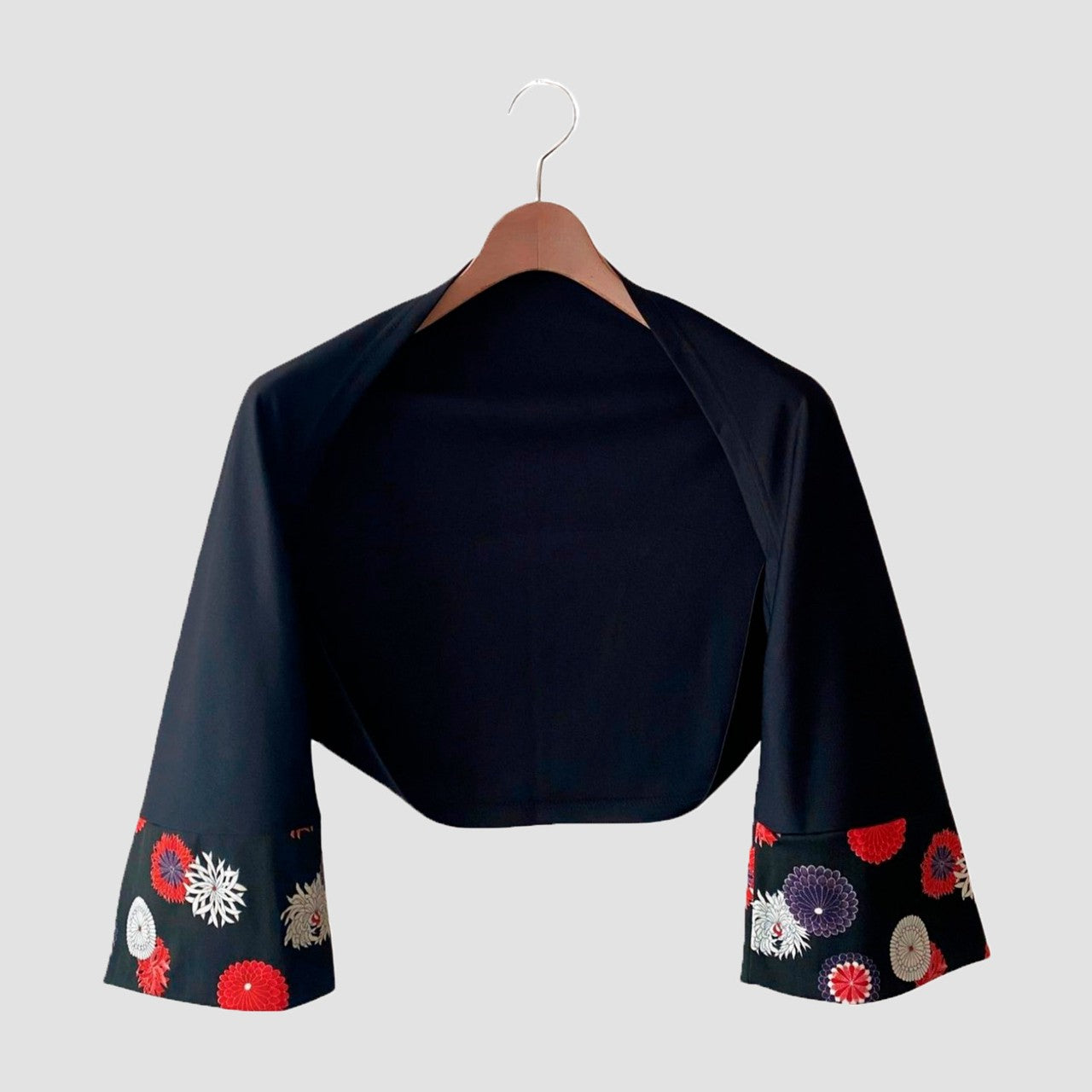 【受注生産】ストールボレロ(A:飛び菊文様)(本体価格18,000円)
